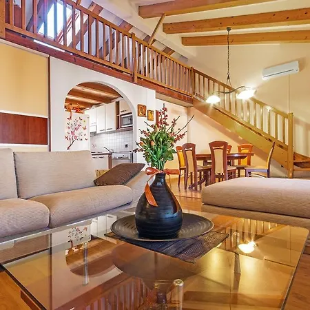 Stinjan Appartement Pula